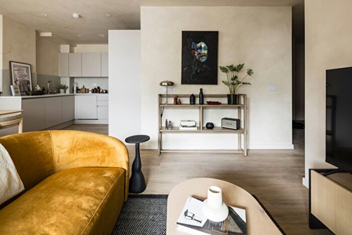 1 Bedroom Flat To Rent In Masonry Place, London, UB3