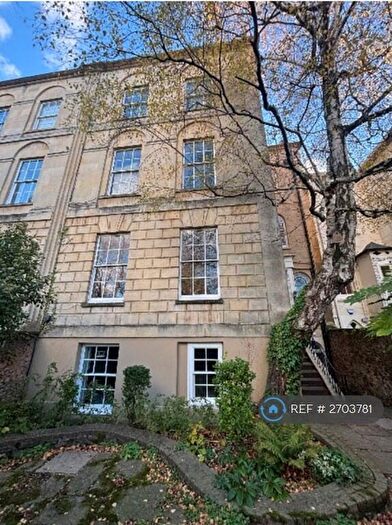 2 Bedroom Flat To Rent In Richmond Hill, Bristol, BS8
