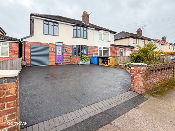 4 Bedroom Semi-Detached House For Sale In Thelwall New Road, Thelwall, WA4