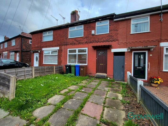 2 Bedroom Semi-Detached House To Rent In Clough Road, Droylsden, Manchester, M43