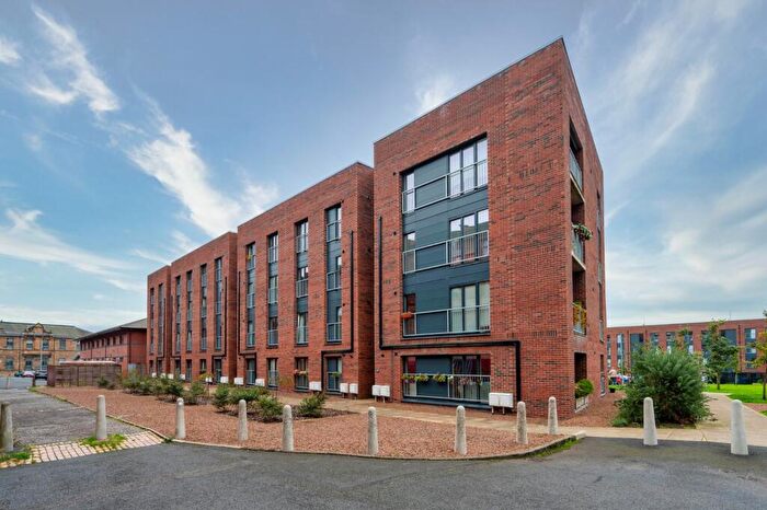 2 Bedroom Flat To Rent In Hathaway Street, Glasgow, Glasgow City, G20