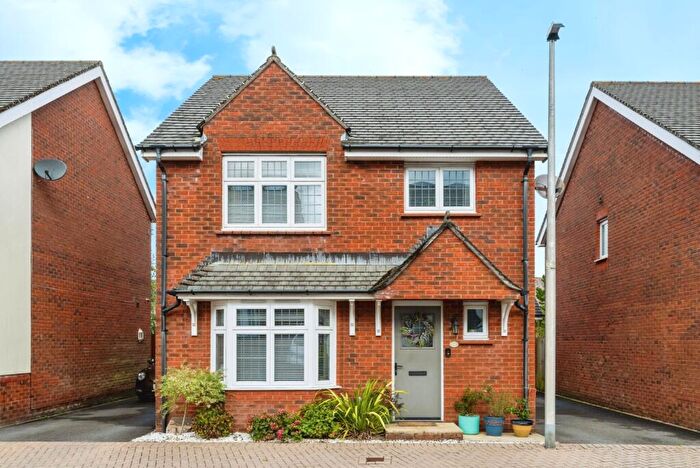 4 Bedroom Detached House For Sale In Napier Road, Pontarddulais, Swansea, SA4