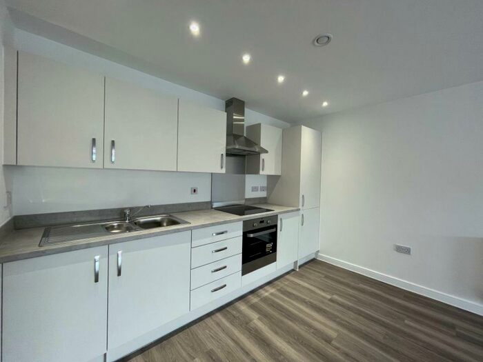 1 Bedroom Apartment To Rent In Durley Place, Hook, RG27