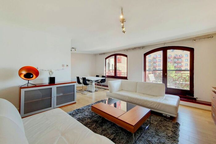 2 Bedroom Flat To Rent In Wapping Wall, Wapping, London, E1W