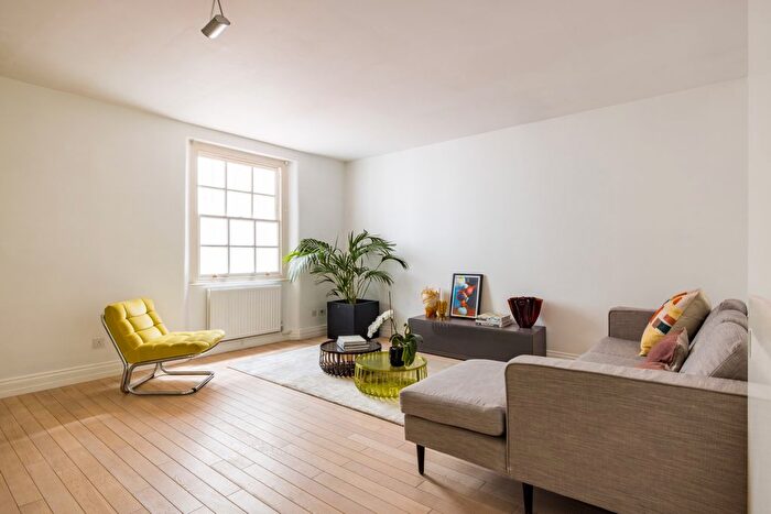 2 Bedroom Flat To Rent In Eccleston Square, SW1V