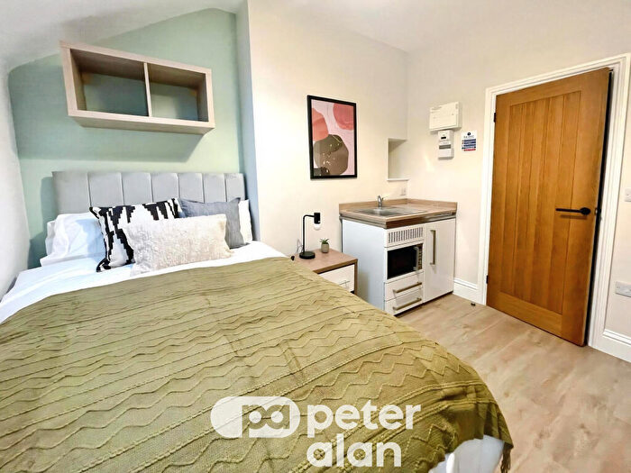 1 Bedroom House To Rent In Fitzhamon Embankment, CF11