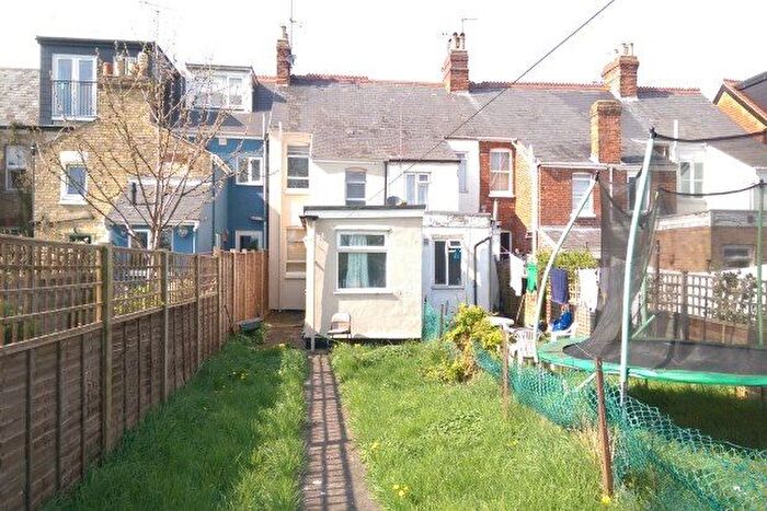 6 Bedroom Property To Rent In Howard Street, Oxford, OX4