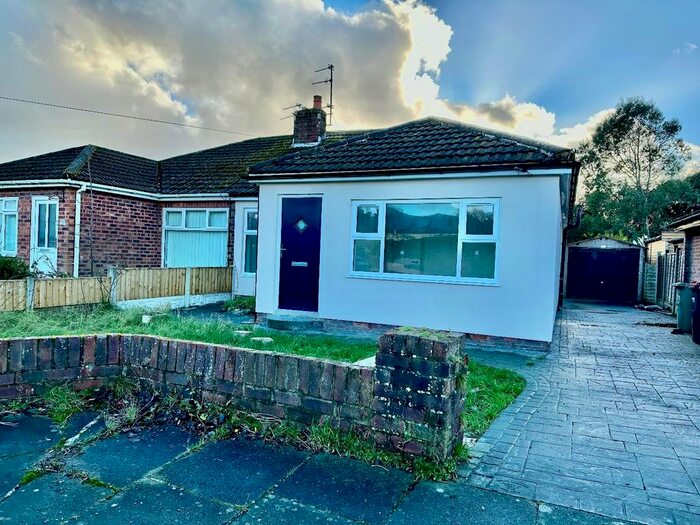 3 Bedroom Semi-Detached Bungalow To Rent In Fieldhouse Avenue, Thornton-Cleveleys, FY5