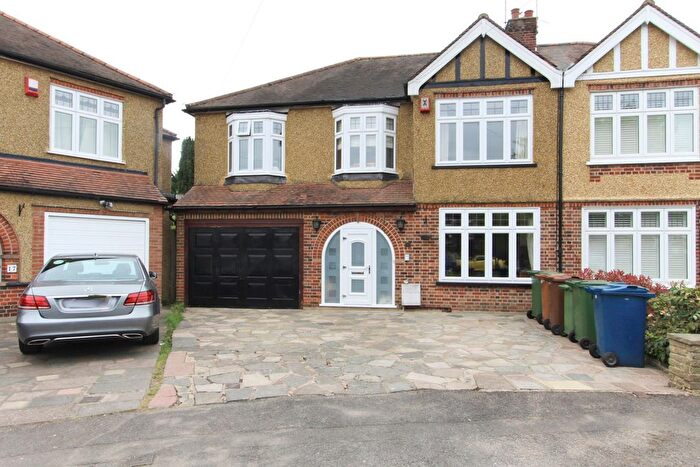 4 Bedroom Semi Detached House For Sale In Parkfield Gardens, Harrow, HA2