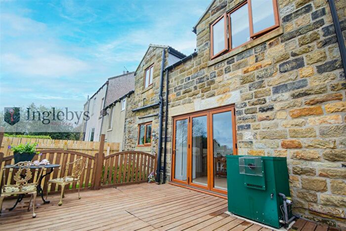 3 Bedroom Cottage For Sale In Johnsons Square, Moorsholm, TS12