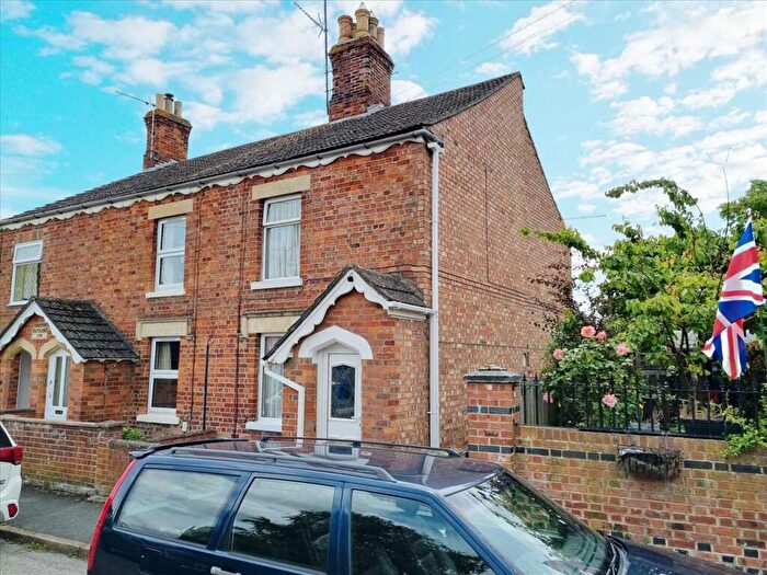 3 Bedroom End Of Terrace House For Sale In Chapel Street, Billingborough, NG34
