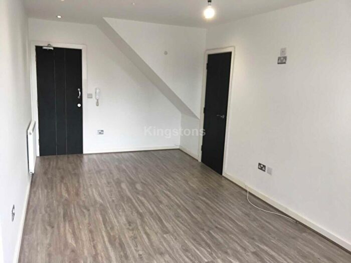 1 Bedroom Duplex To Rent In Pantbach Road, Cardiff, CF14