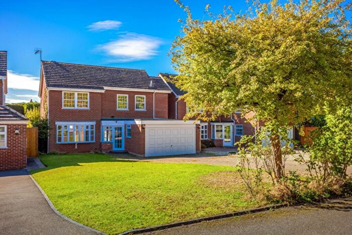 4 Bedroom Detached House For Sale In Maidenhead Road, Stratford-upon-Avon, CV37