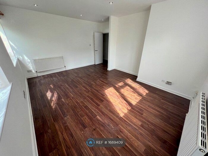 2 Bedroom Flat To Rent In Northolt Road, Harrow, HA2