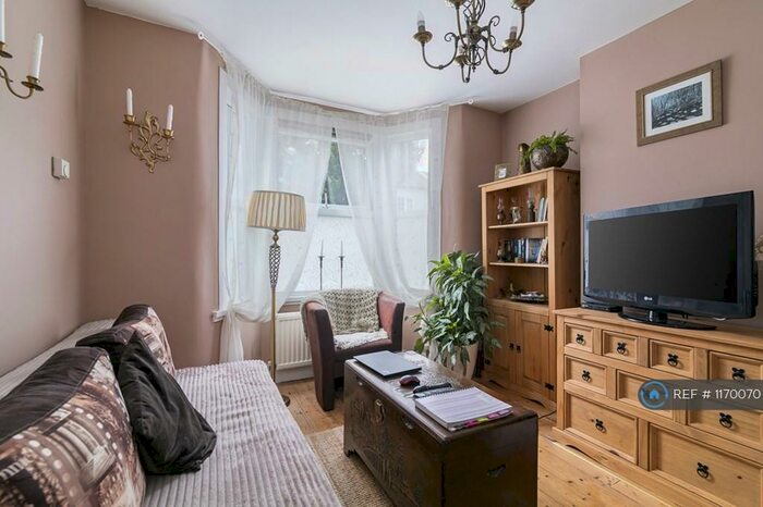 2 Bedroom Terraced House To Rent In Goldsmith Road, London, E17