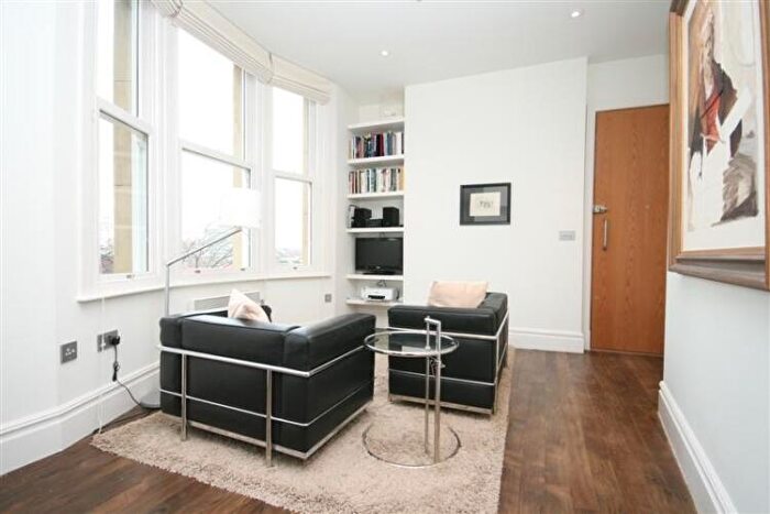 1 Bedroom Apartment To Rent In Britannic Building, Victoria Street Manchester, M3