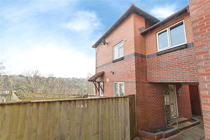 4 Bedroom End Terrace House For Sale In Farm Hill, Devon, EX4