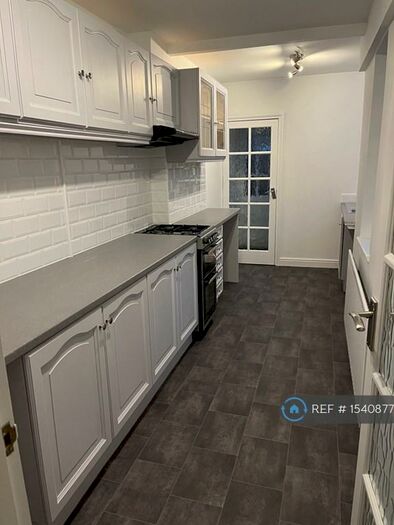 3 Bedroom End Of Terrace House To Rent In Allesley Old Road, Coventry, CV5