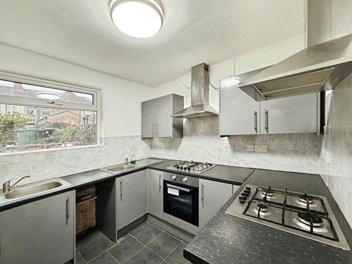 7 Bedroom House To Rent In Dalton Street, Cardiff, CF24