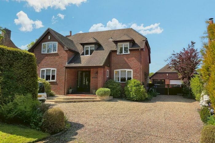4 Bedroom Detached House For Sale In Ridge, BH20
