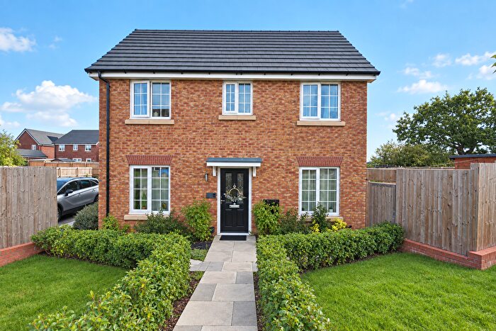 3 Bedroom End Of Terrace House For Sale In Newbrook Close, Whitchurch, SY13