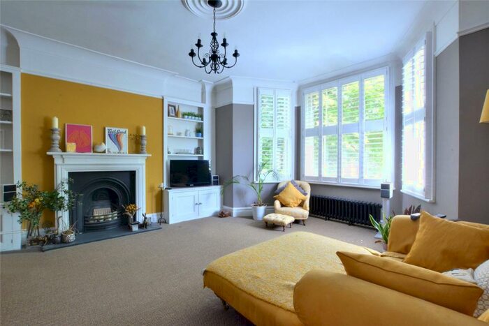 3 Bedroom Apartment To Rent In Granville Park, London, SE13