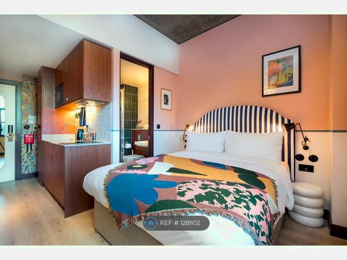 Studio To Rent In Windmill Road, London W4