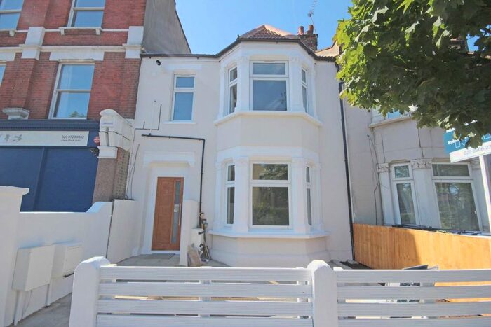 1 Bedroom Flat To Rent In Greenford Avenue, London, W7