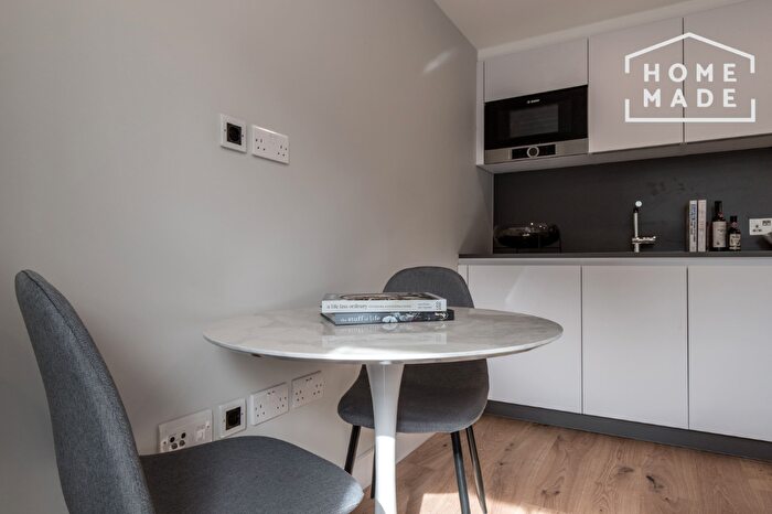 Studio To Rent In Croxley Road, Queens Park, W9