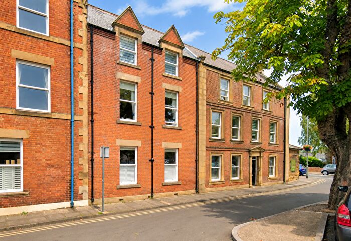 2 Bedroom Apartment For Sale In Pethgate Court, Castle Square, Morpeth, NE61