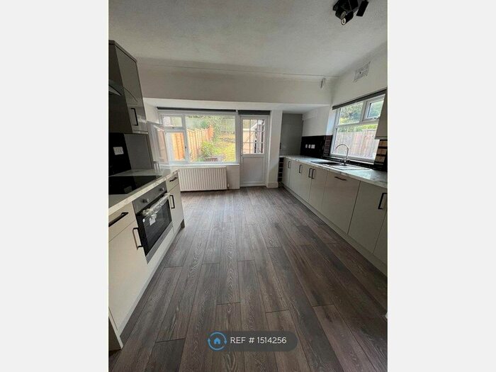 2 Bedroom Semi-Detached House To Rent In Reservoir Road, Selly Oak, Birmingham, B29