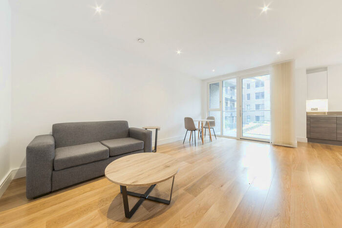 1 Bedroom Apartment To Rent In Aurora Point, Winchester Square, London, SE8