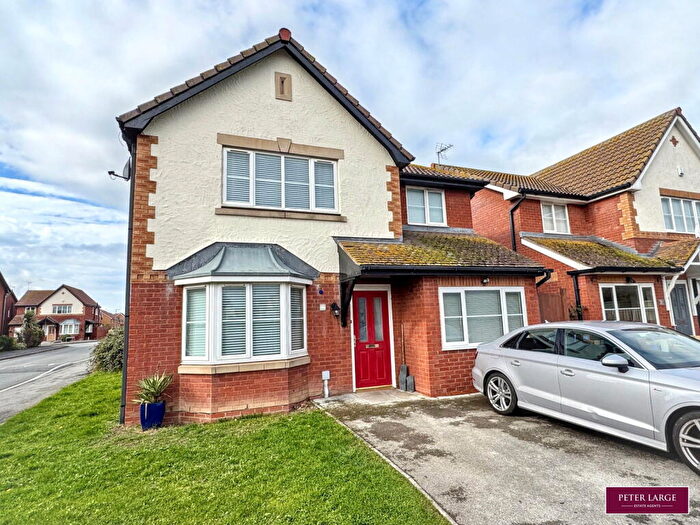 3 Bedroom Detached House For Sale In Ffordd Idwal, Prestatyn, Denbighshire, LL19