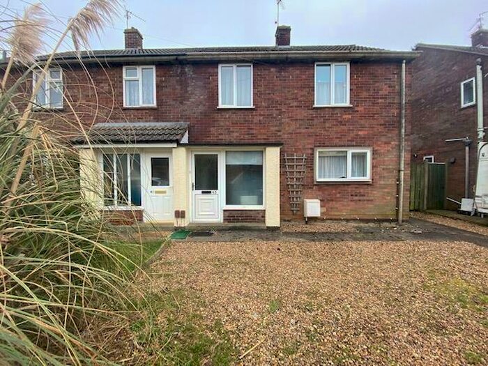 2 Bedroom House To Rent In Tennyson Road, Peterborough, PE1