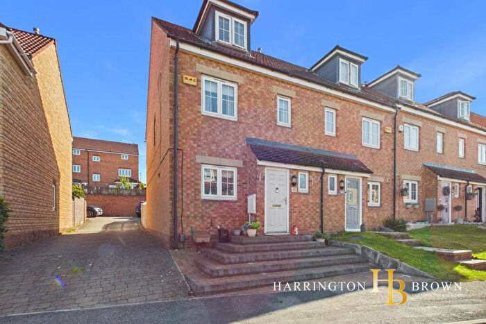 4 Bedroom Terraced House For Sale In Murray Park, Stanley, DH9