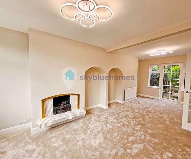 3 Bedroom Semi-Detached House To Rent In Uplands Road, Leicester, LE2