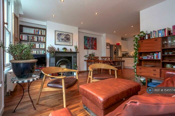 2 Bedroom Flat To Rent In Southgate Road, London, N1