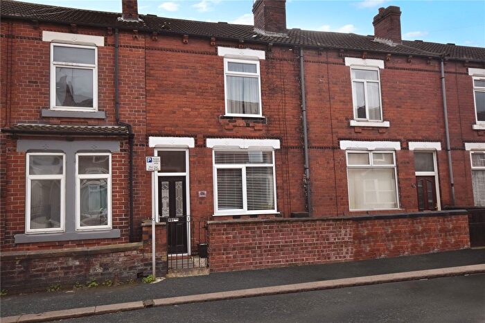 2 Bedroom Terraced House For Sale In Lower Oxford Street, Castleford, West Yorkshire, WF10