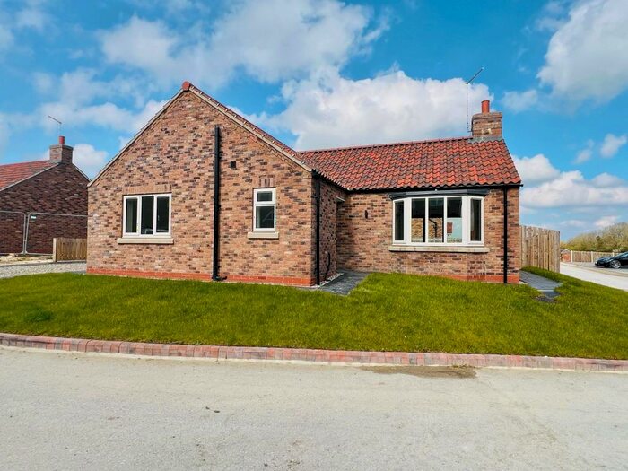 3 Bedroom Detached Bungalow To Rent In Fetches Field, Driffield, YO25