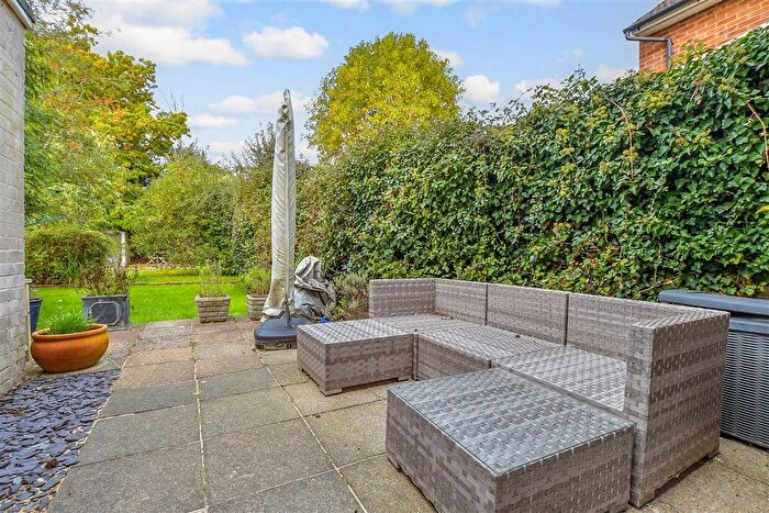 3 Bedroom Semi-detached House For Sale In Marshalls Land, St Michaels, Tenterden, Kent, TN30