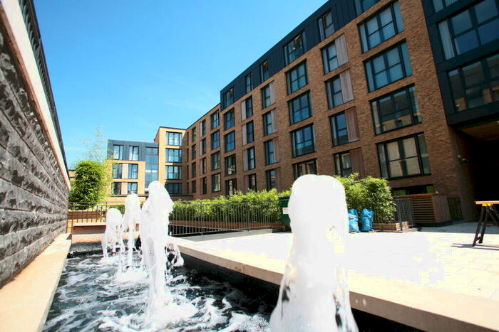 2 Bedroom Apartment To Rent In St. John's Walk, Birmingham, B5