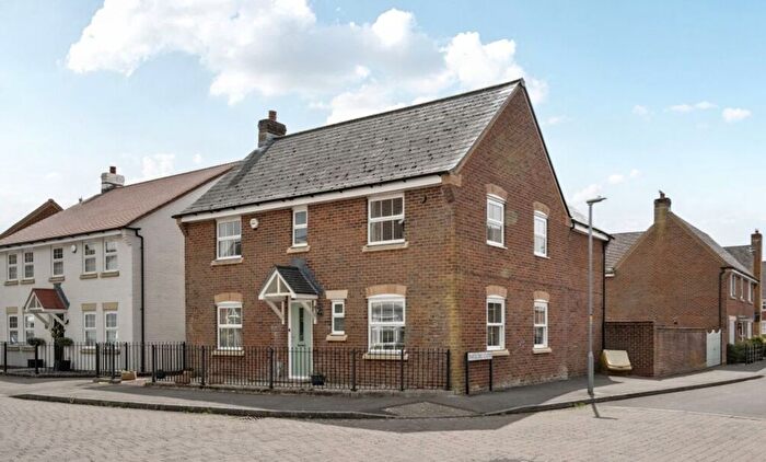 4 Bedroom Detached House For Sale In Whittingham Drive, Wroughton, Swindon, SN4