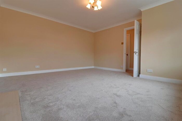 2 Bedroom Detached Bungalow For Sale In Cloverfields, Haslington, CW1