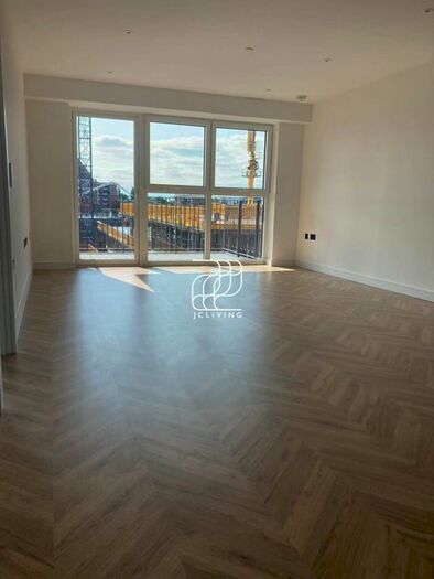 2 Bedroom Flat To Rent In Kingston Upon Thames, KT1