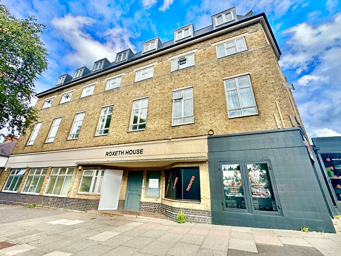 Studio To Rent In Roxeth House, Shaftesbury Avenue, HA2