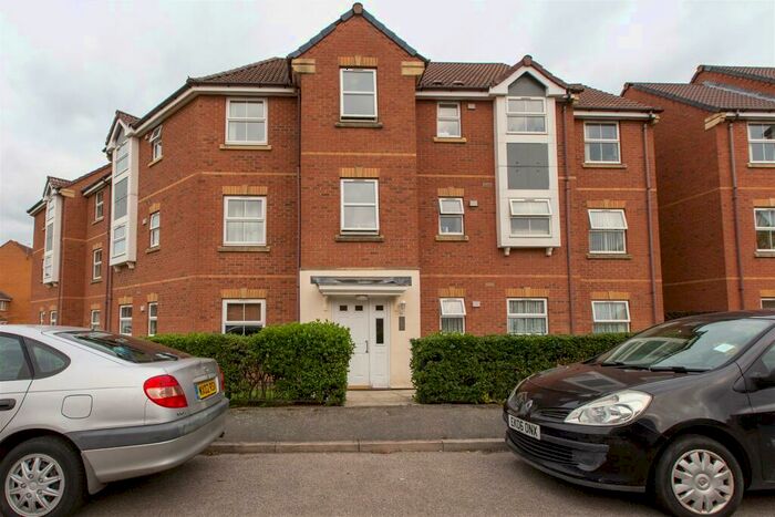 2 Bedroom Apartment To Rent In Blakeshay Close, Leicester, LE3