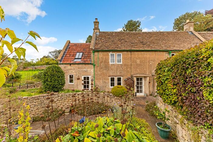 2 Bedroom Cottage For Sale In London Terrace, Box, SN13
