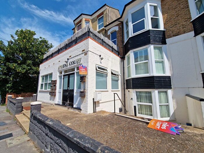 2 Bedroom Flat To Rent In Godwin Road, Cliftonville, Margate, Kent, CT9
