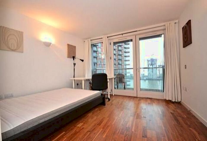 Studio To Rent In New Providence Wharf, Fairmont Avenue, Canary Wharf, London, E14