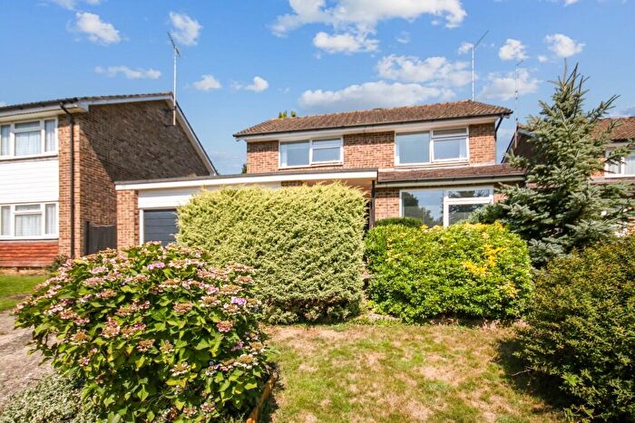 4 Bedroom Detached House For Sale In Lynton Park Avenue, East Grinstead, West Sussex, RH19